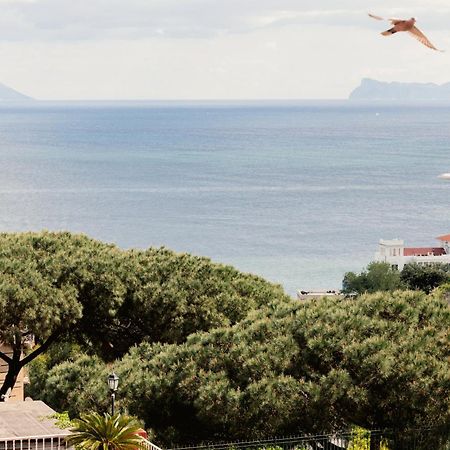 Posillipo 70 Napoli Leilighet Eksteriør bilde